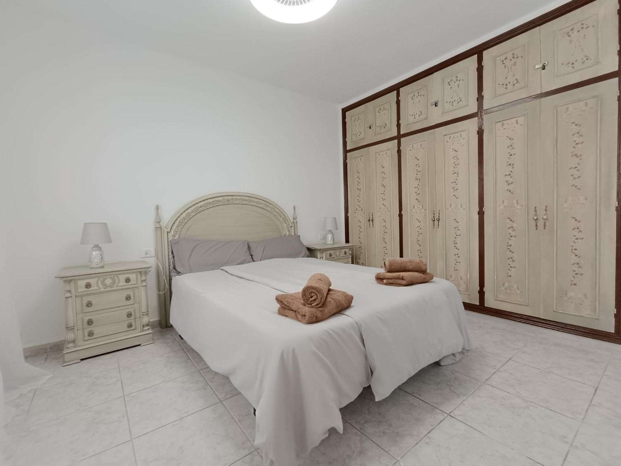 Colina Apartment Лос Кристианос Экстерьер фото